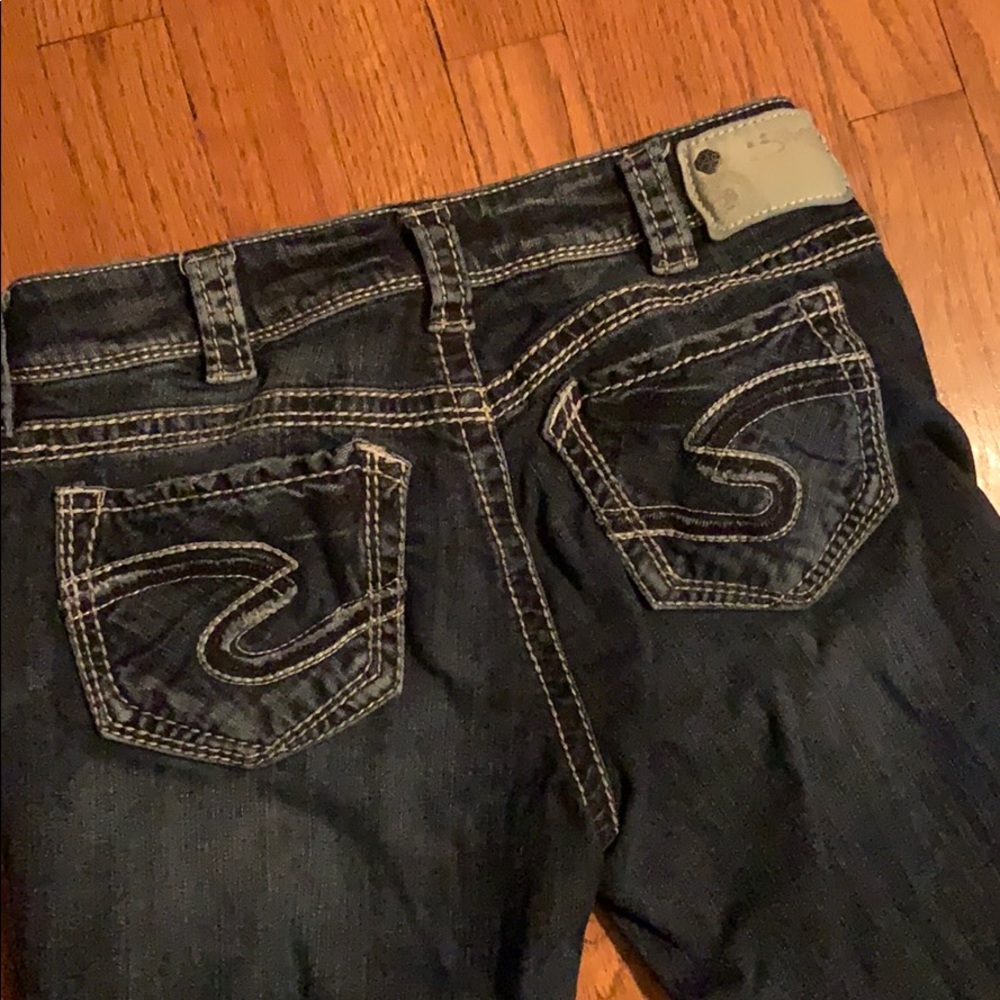 Size 30 SILVER Jeans • Suki Straight Cut